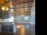 1975 Holly Park Mobile Home