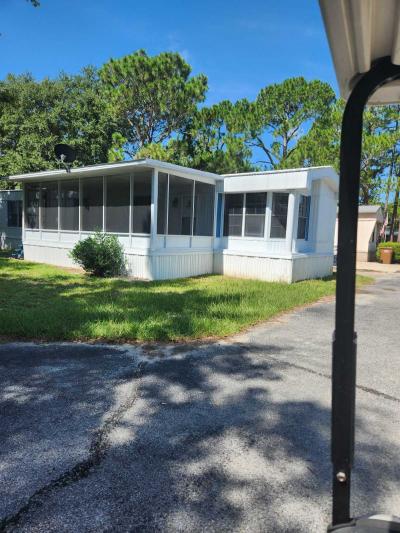 Mobile Home at 9877 Orchid Circle Navarre, FL 32566