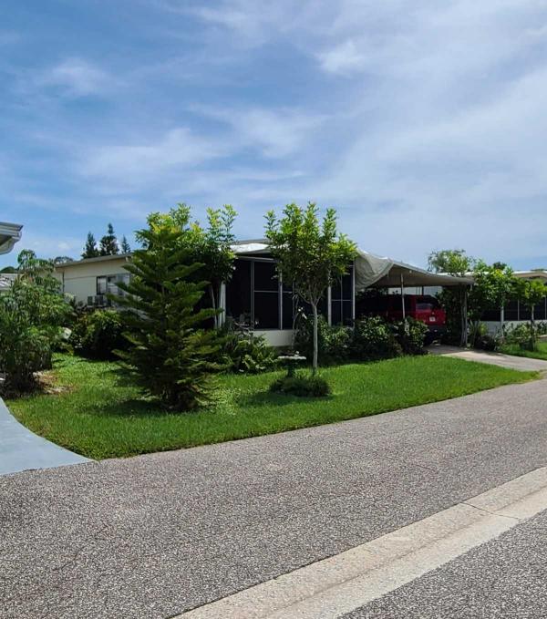 1975  Mobile Home For Sale
