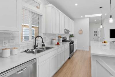 Photo 2 of 20 of home located at 15621 Beach Blvd. #19 Westminster, CA 92683