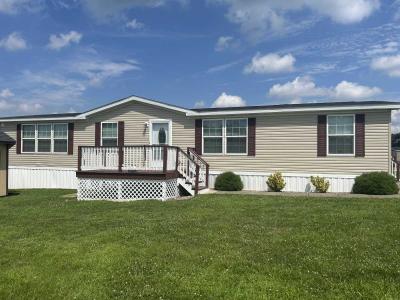 Photo 3 of 15 of home located at 287 Valentine Dr Martinsburg, WV 25405