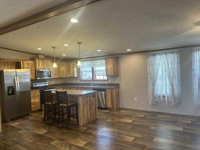 Photo 5 of 15 of home located at 287 Valentine Dr Martinsburg, WV 25405