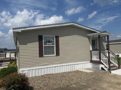 Photo 4 of 15 of home located at 287 Valentine Dr Martinsburg, WV 25405