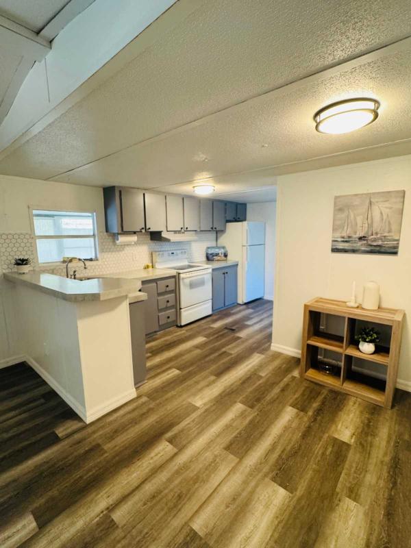 1989 Mobile Home