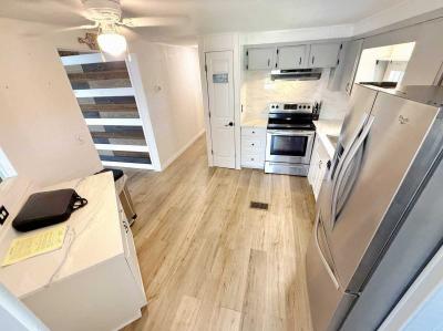 Photo 3 of 21 of home located at 7100 Ulmerton Rd. Largo, FL 33771
