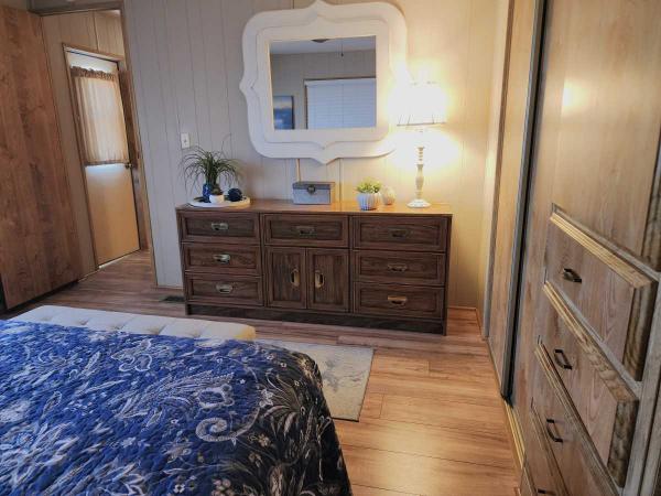 1983 SKYLINE BUDDY Mobile Home