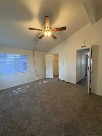 1990 Golden West Vista Manufactured Home