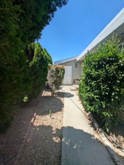 Photo 5 of 19 of home located at 2230 Lake Park Dr #210 San Jacinto, CA 92583