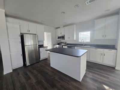 Photo 4 of 8 of home located at 202 Goldwater Drive Kyle, TX 78640