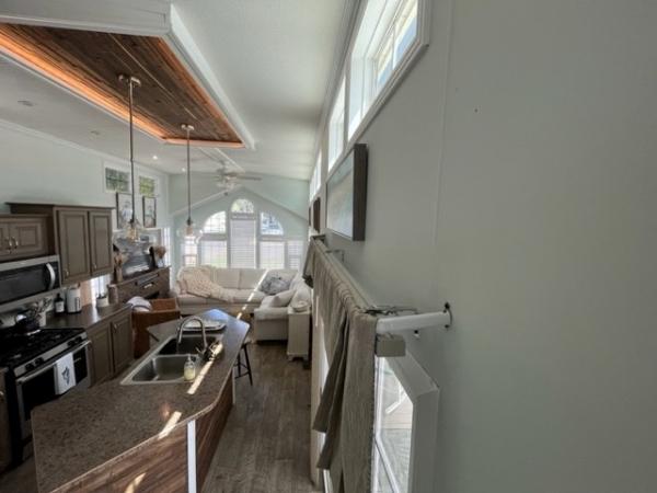 2016 Krop Manufactured Home