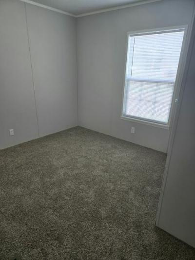 Photo 3 of 5 of home located at 316 Bankers Drive Vadnais Heights, MN 55127