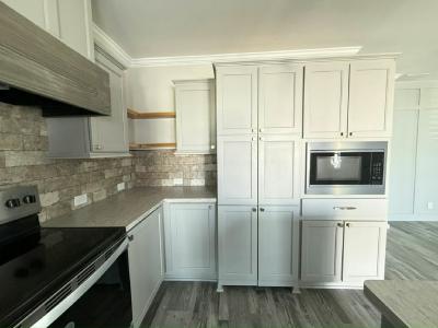 Photo 5 of 20 of home located at 3514 Campari Drive (Site 0141) Ellenton, FL 34222