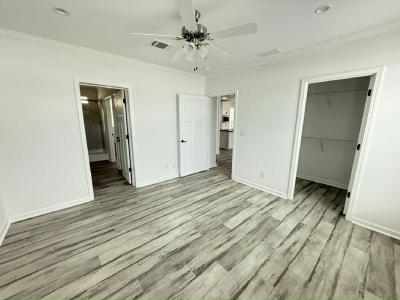 Photo 5 of 20 of home located at 3638 Vine Trail (Site 0117) Ellenton, FL 34222
