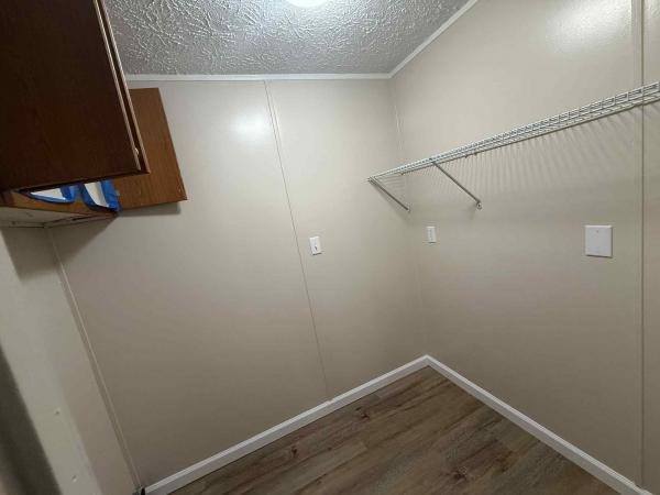 2007 Horton Homes Inc Economy Mobile Home