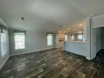 Photo 4 of 20 of home located at 906 Guadeloupe Avenue Venice, FL 34285