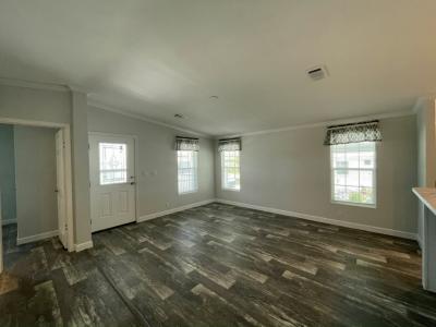 Photo 5 of 20 of home located at 906 Guadeloupe Avenue Venice, FL 34285
