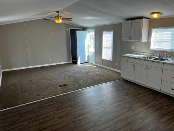 2000 Skyline Mobile Home For Rent
