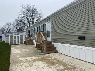 Photo 2 of 15 of home located at 17 Tammy Ln. Cheektowaga, NY 14225