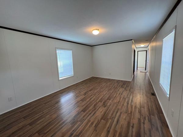 2015 EAGLE RIVER 184 LC-80F8004  Home