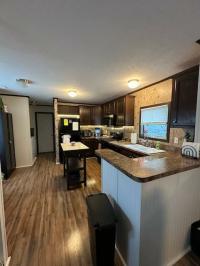 2015 EAGLE RIVER 184 LC-80F8004  Home