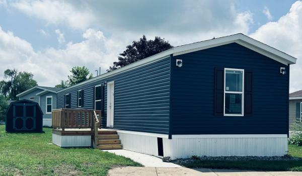 2025 Champion/Redman 84 Mobile Home For Sale