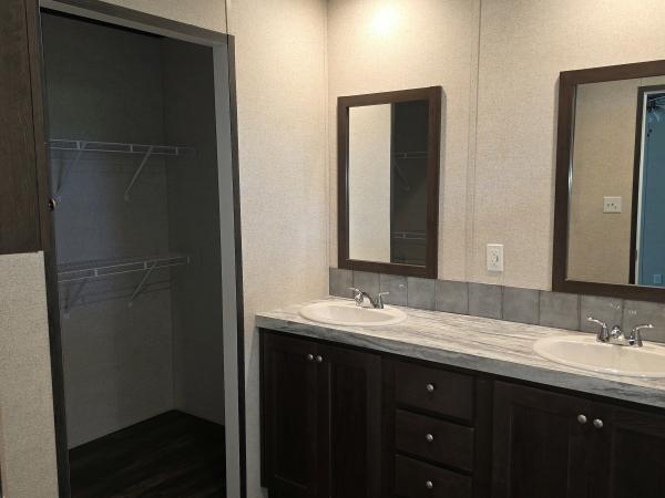 2024 Champion 19-CS1676C Mobile Home
