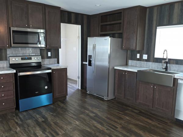 2024 Champion 19-CS1676C Mobile Home