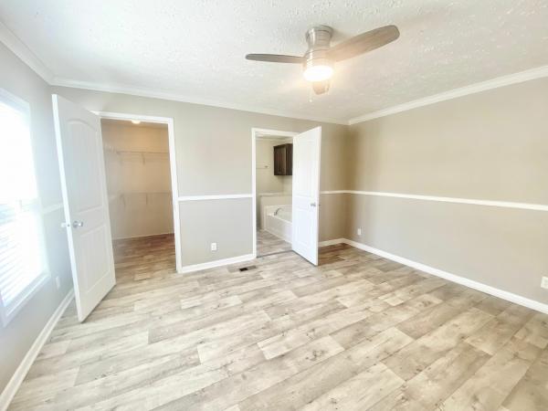 2018 Clayton Homes Inc Yes Mobile Home