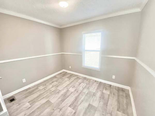 2018 Clayton Homes Inc Yes Mobile Home
