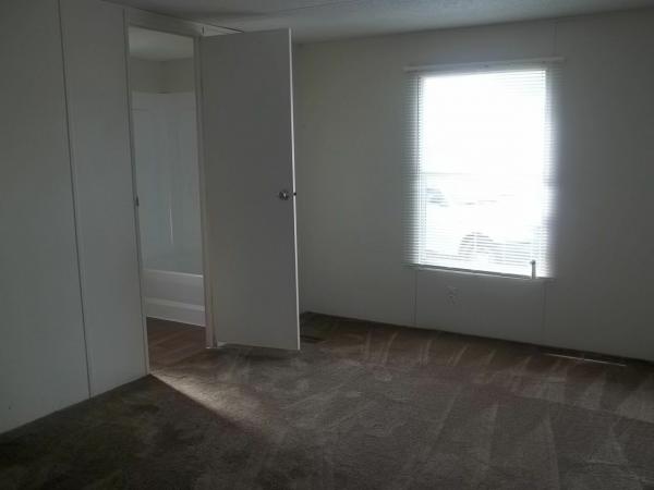 2003 Clayton Homes Community Series Mobile Home