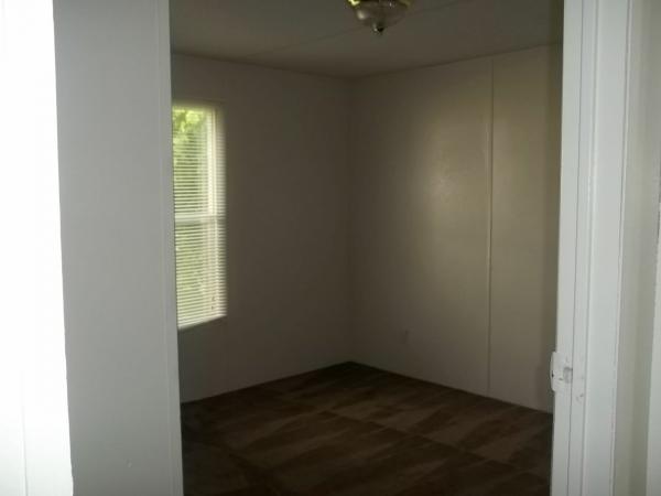2003 Clayton Homes Community Series Mobile Home