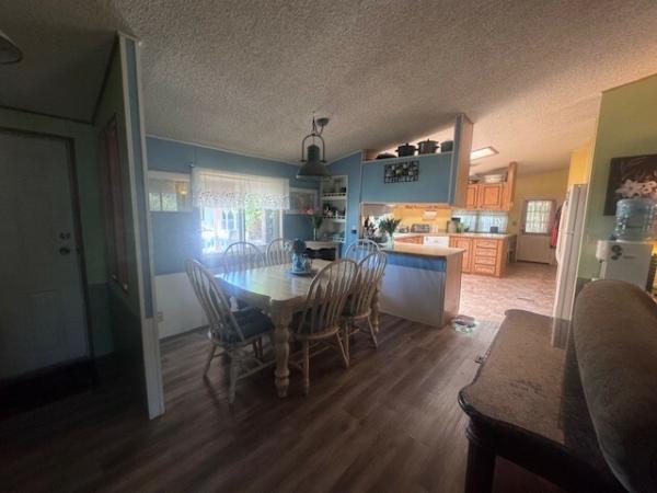 1989 Skyline 06910869YAB Mobile Home