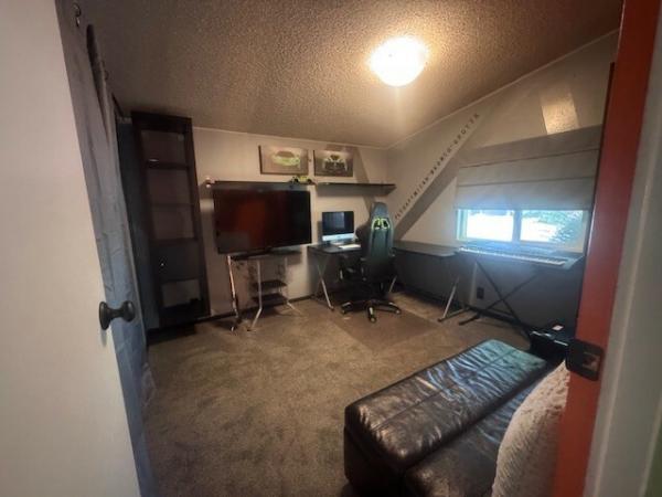 1989 Skyline 06910869YAB Mobile Home