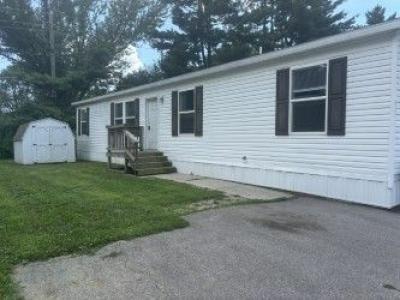 Mobile Home at 9195 Wellston Dr Lot 281 Indianapolis, IN 46234