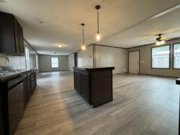 2019 Clayton Homes Inc Pulse Mobile Home