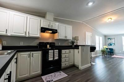 Photo 3 of 40 of home located at 515 W Titus Street Mexia, TX 76667