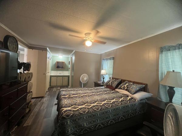 1980 BAYV  Home