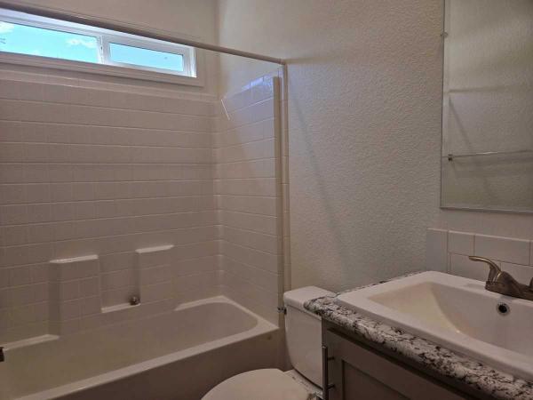 2021 Clayton 51CEL24563AH21 Manufactured Home