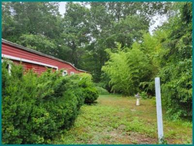 Photo 3 of 14 of home located at 25 Ferndale Drive Halifax, MA 02338