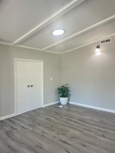 Photo 5 of 13 of home located at 4000 Pierce Street Space #282 Riverside, CA 92505