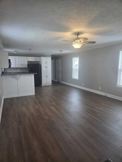 Photo 5 of 13 of home located at 8701 NE 107th Pl #120 Kansas City, MO 64157