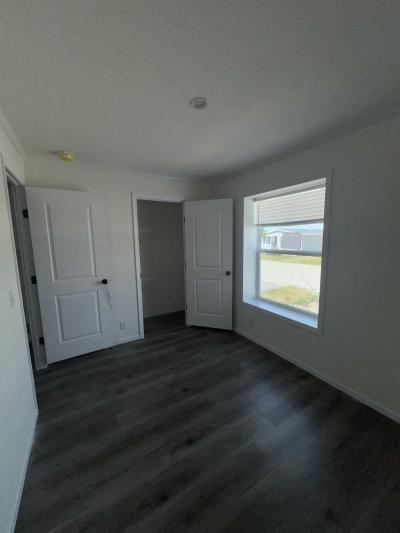 Photo 4 of 24 of home located at 22337 S Woodside Drive Channahon, IL 60410