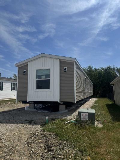 Photo 2 of 24 of home located at 22337 S Woodside Drive Channahon, IL 60410
