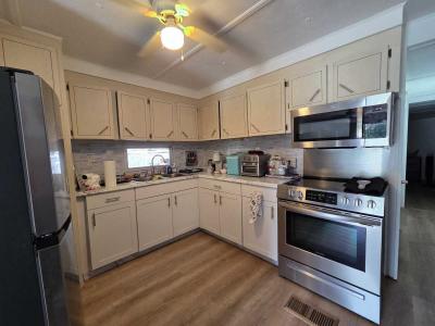Photo 4 of 15 of home located at 7403 46th Ave N #238 Saint Petersburg, FL 33709