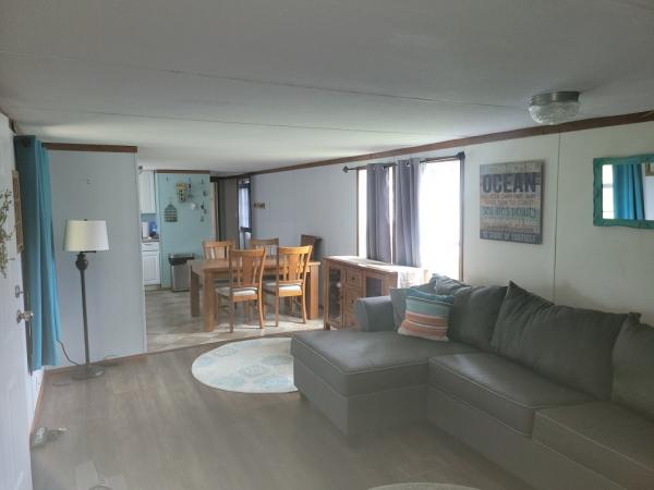 1974 GUAR TL Manufactured Home