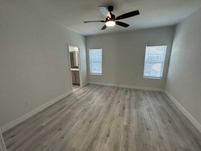 Photo 4 of 31 of home located at 17333 Valley Blvd. #41E Fontana, CA 92335