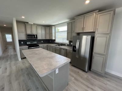 Photo 3 of 31 of home located at 17333 Valley Blvd. #41E Fontana, CA 92335