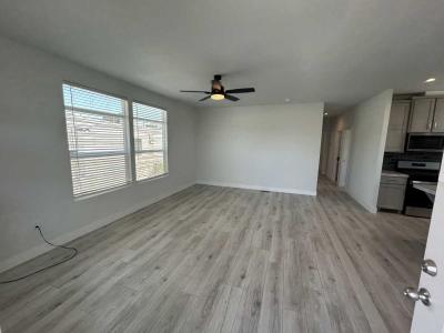 Photo 2 of 31 of home located at 17333 Valley Blvd. #41E Fontana, CA 92335