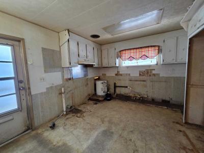 Photo 2 of 17 of home located at 171 Cypress Lane West Largo, FL 33770