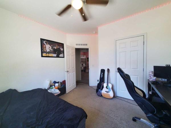 2019 Champion Creekside Manor  Mobile Home